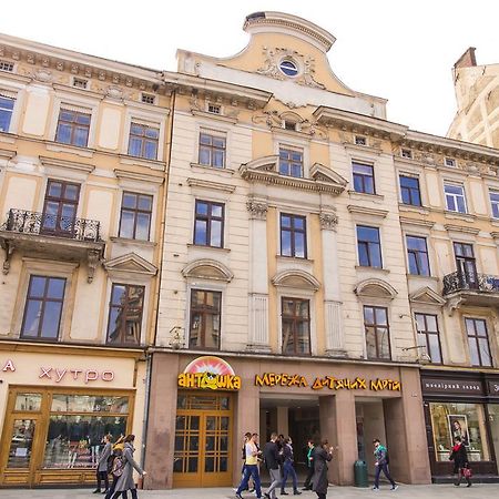 Guest House Adam Mickiewicz Lviv Exterior photo